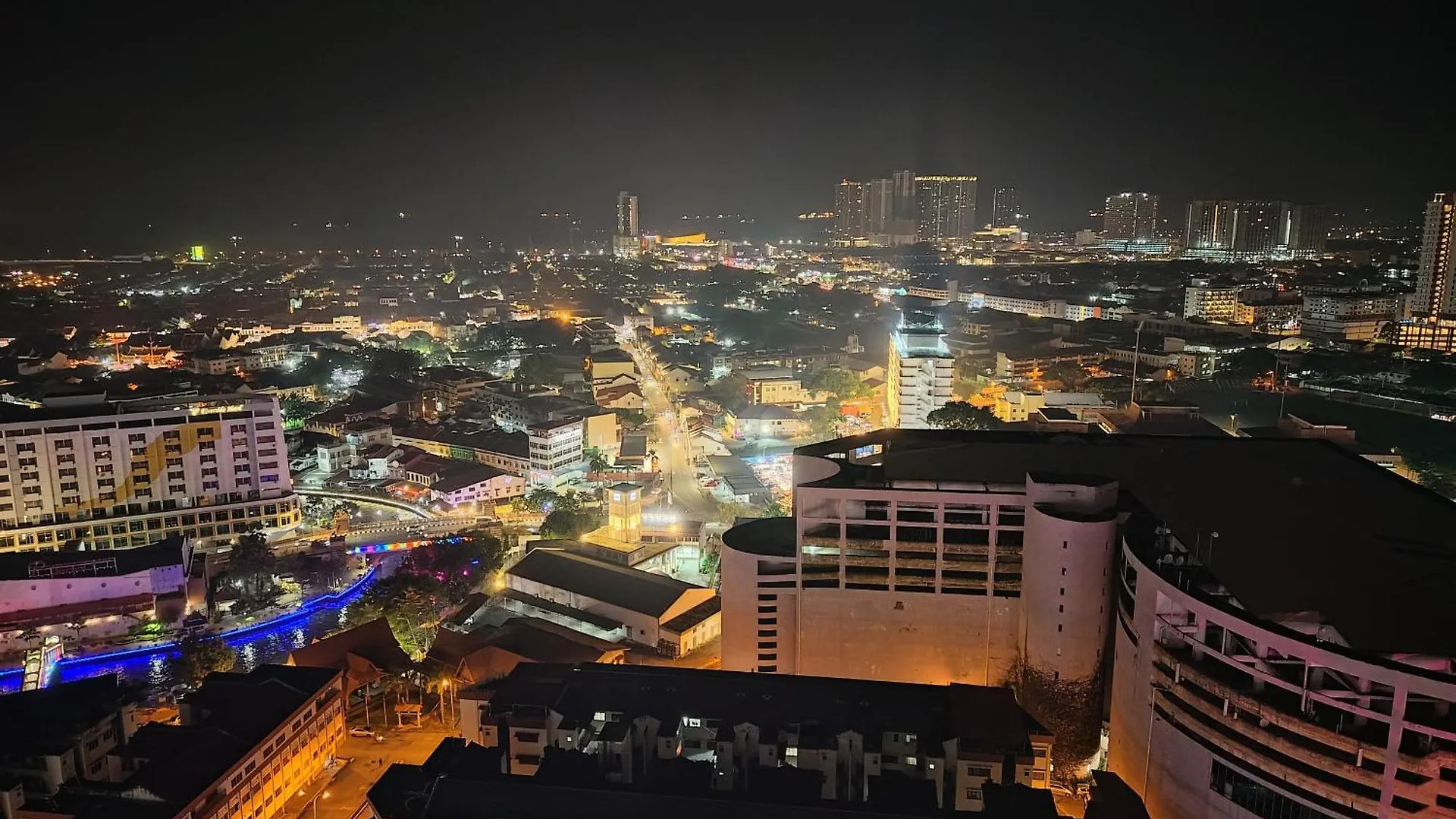 The Shore Premier Melaka Апартаменты
